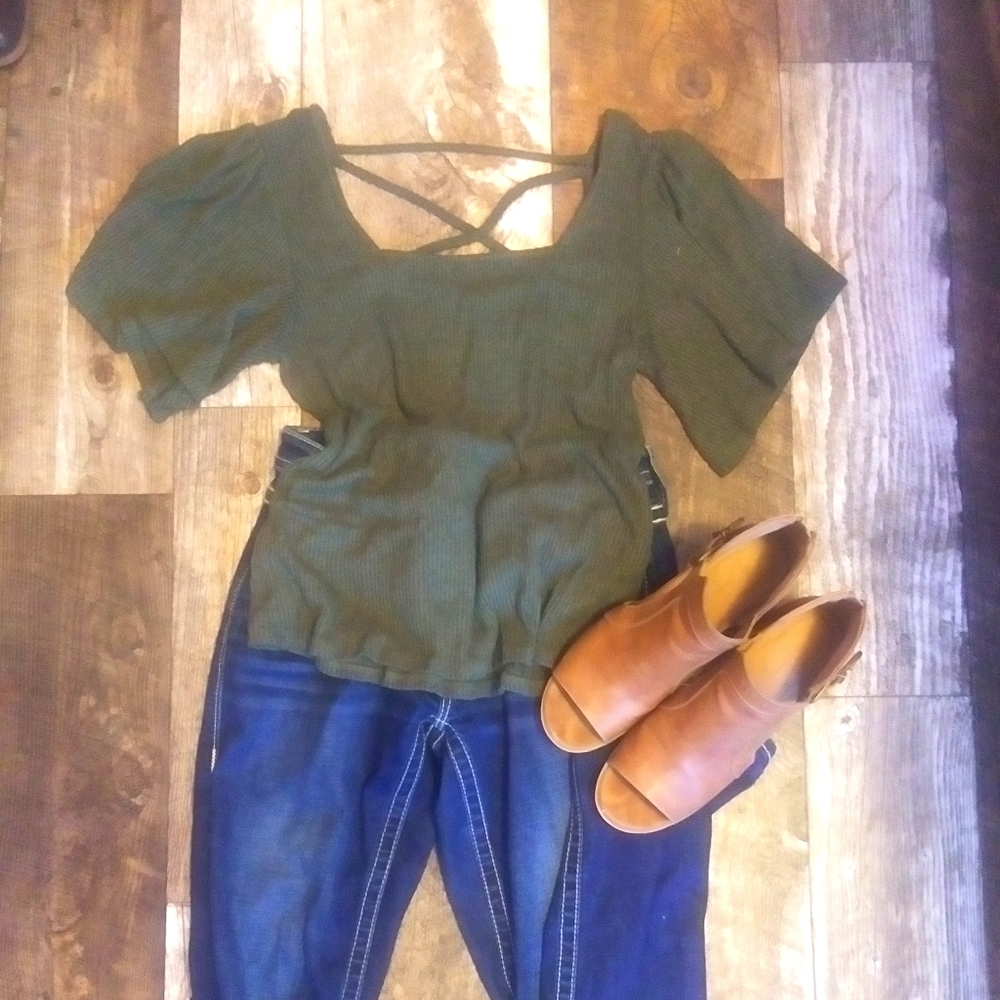 Maurices top